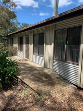GUM TREE RETREAT ON FERN Inverloch